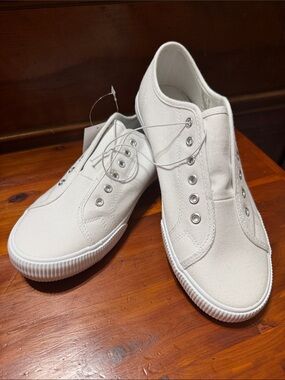 NWT Hurley Chloe Women's Canvas Slip-On Sneakers.